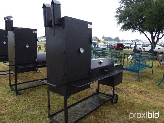 20" OCTAGONAL BBQ WITH FIRE BOX AND SMOKER;