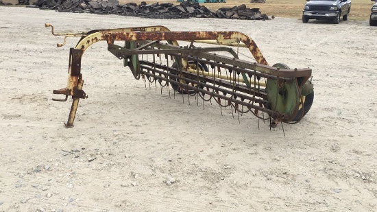 JOHN DEERE 8' HAY RAKE IMPLEMENT;