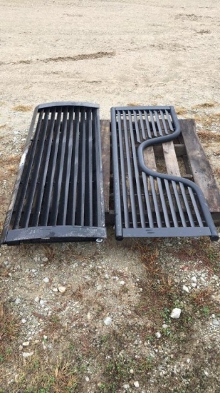 (2) LOUVERED TAILGATES;
