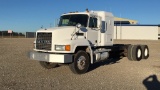 2000 MACK CH613 CAB & CHASSIS;