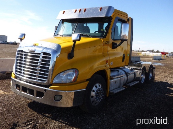 2012 FREIGHTLINER CASCADIA TRUCK TRACTOR;