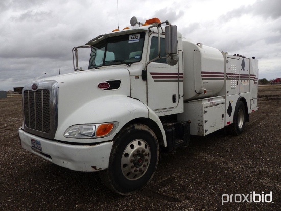 2005 PETERBILT 335 FUEL AND LUBE TRUCK;
