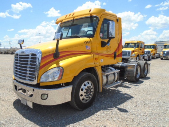 2015 FREIGHTLINER CASCADIA TRUCK TRACTOR;