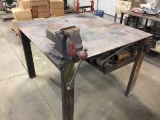 METAL SHOP TABLE W/VICE;