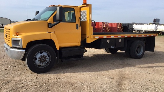 2007 CHEVY 7500 12' FLAT BED;