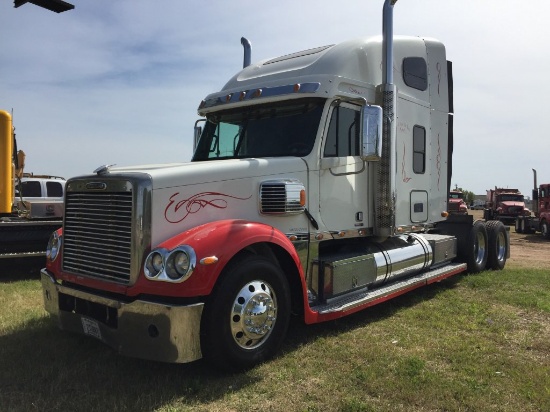 2006 FREIGHTLINER CORONADO 132 T/A TRUCK TRACTOR;