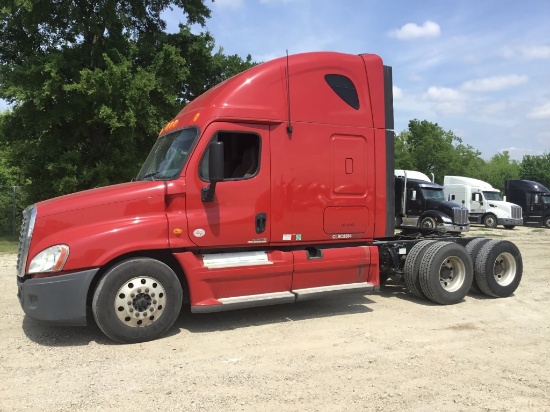 2012 FREIGHTLINER CASCADIA SLEEPER T/A TRUCK TRACT