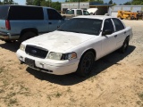 2007 FORD CROWN VICTORIA SEDAN