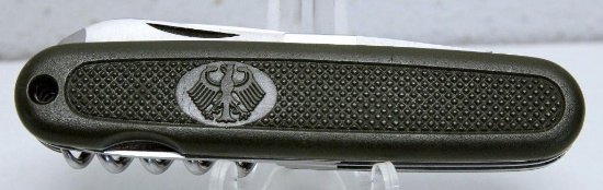 German Military Knife, 1950's to Current, 3 3/8" Longest Blade, 4 1/4" Closed