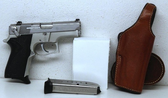 Smith & Wesson Model 6906 9 mm Semi-Auto Pistol 2 Clips Soft Case Leather Bianchi Holster 2 3/8" Bbl