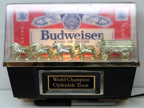 Anheuser Busch Budweiser Clydesdales Small Bar Light, 8" Wide 6" Tall without Bracket