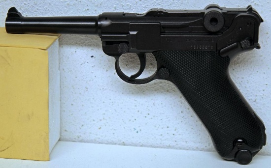 German Luger P.08 Replica .177 Pellet Pistol, Like New