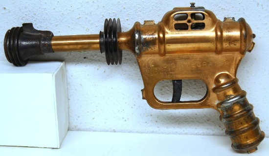 Daisy Mfg. Co. Buck Rogers Disintegrator Toy Space Gun, Won't Fire