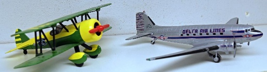 Ertl Die Cast Toy Delta Air Lines Airplane and Die Cast John Deere Airplane