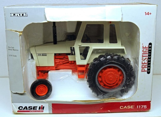 Ertl Prestige Collection Die Cast Toy 1/16 Scale Case 1175 Tractor