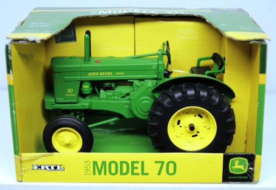 Ertl 1/16 Scale Die Cast Toy 1953 John Deere Model 70 Tractor