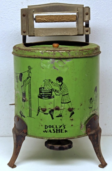 Buffalo Toy and Tool Works Dolly's Washer Toy Wind-up Wringer Washing Machine, Washer Agitates Well