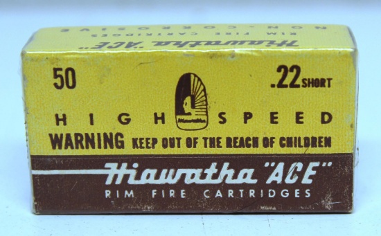 Full Vintage Box Hiawatha "Ace" .22 Short Cartridges