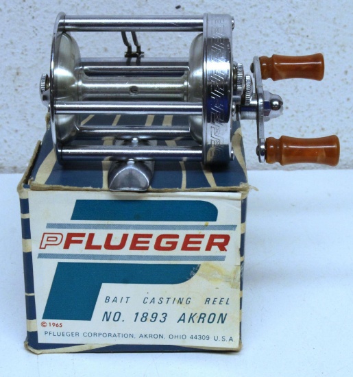 Vintage Pflueger #1893 Bait Casting Reel with Box