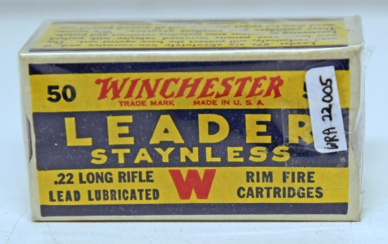 Full Vintage Box Winchester Leader Ammunition .22 LR Cartridges