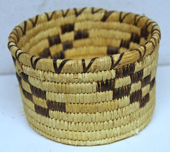 Native American Indian Woven Basket, Papago Indians of Arizona, 7" Wide x 4" Tall...