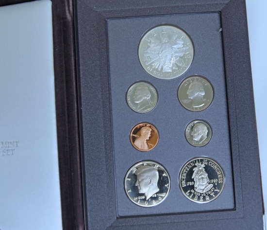 US Mint 1989 Prestige Set in Original Box...