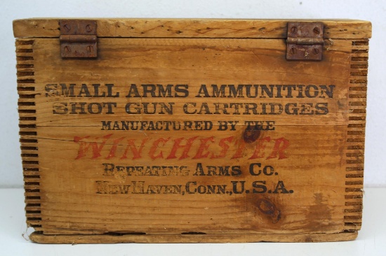 Winchester 12 Ga. Shotshell Wooden Ammo Box w/Hinged Lid...