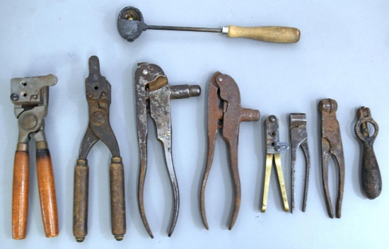 Large Lot of 9 Mixed Bullet Molds & Reloading Tools...