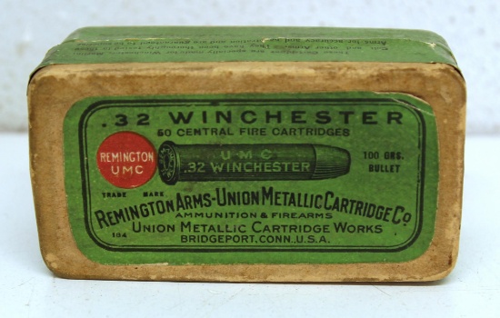 Full Vintage Two Piece Box Remington UMC .32 Winchester Cartridges Ammunition...