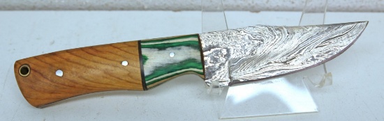 Handmade Damascus Steel Fixed Blade Hunting Knife and Sheath with custom wood, bone, horn or resin