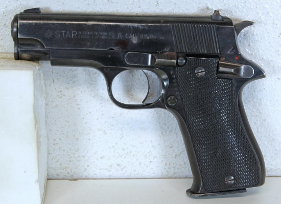 Eibar Spain Star S.A. Model BM 9 mm Parabellum Semi-Auto Pistol SN#1381647...