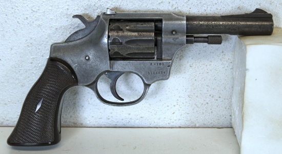 High Standard Sentinel R-101 .22 Cal. Double Action Revolver 4" Barrel... Poor Finish... SN#1104439.
