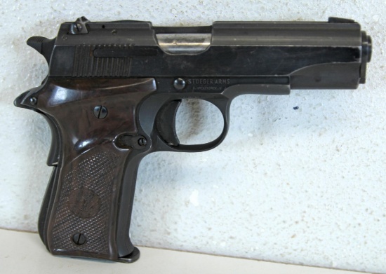 Spanish Llama/Stoeger Arms .32 Cal. Semi-Auto Pistol... SN#555321...