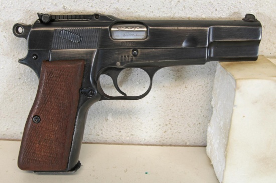 Belgium F.N. Herstal...Browning's Patent 9 mm Hi-Power Semi-Auto Pistol Adjustable Rear Sight... Slo