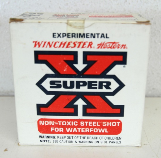 Full Vintage EXPERIMENTAL Winchester Western Super X 12 Ga. 2 3/4" 4 Shot Shotgun Shells Ammunition.