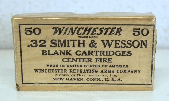 Full Vintage Sealed Two Piece Box Winchester .32 S&W Blank Cartridges Ammunition