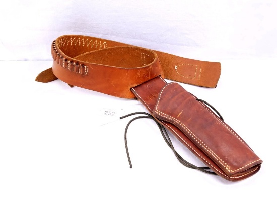 Hunter Medium CTG Leather Belt & Holster