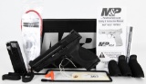 Smith & Wesson M&P9 M2.0 semi auto 9mm Pistol