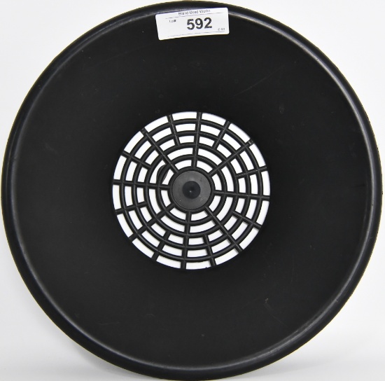 Cabela's Media Sifter Pan