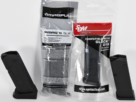 Lot of 4 Glock 19 Mag 2 are NIP 2 are Like new