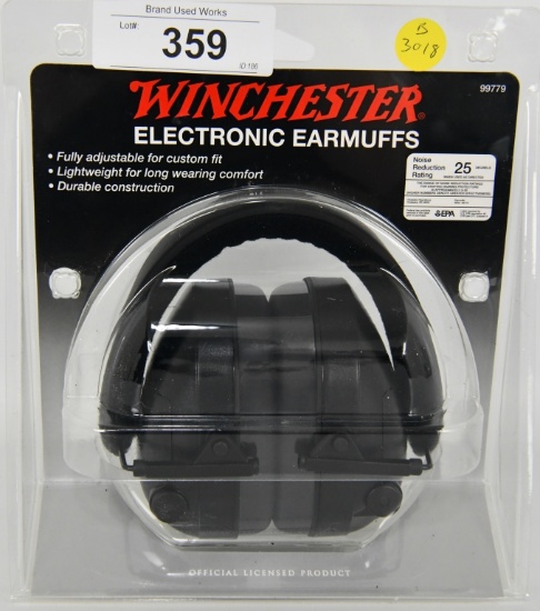NEW Winchester electronic Earmuffs 25 Decibels