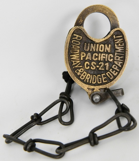 Union Pacific Railroad Roadway & Bridge CS-21 Lock