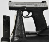 Brand NEW Smith & Wesson SD40 VE Pistol .40 S&W