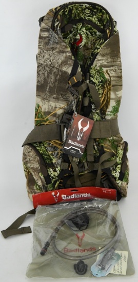 New With Tags Badlands 2200 Backpack & Hydration