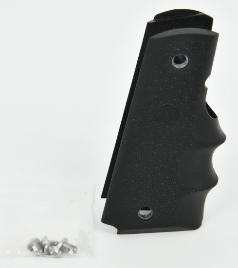 Like New Black Rubber Grips For Full Size 1911
