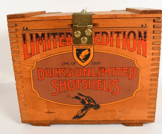 200 Rds Federal 12 Ga W/ Wood Crate & Containers