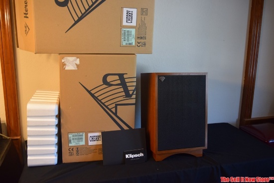 Pair of Klipsch Hersey III Stereo Speakers in Cherry, New In Box