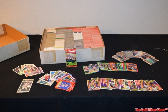 Massive lot of misc vintage baseball cards