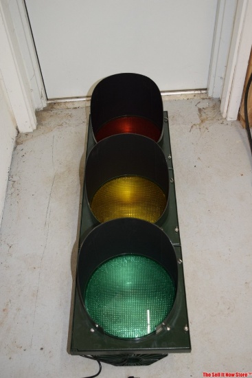 Working Commercial Plastic Traffic Light LED With Sequencer