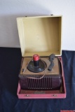 RCA VICTOR 45 RPM Portable Record Player with Case 45 EY2